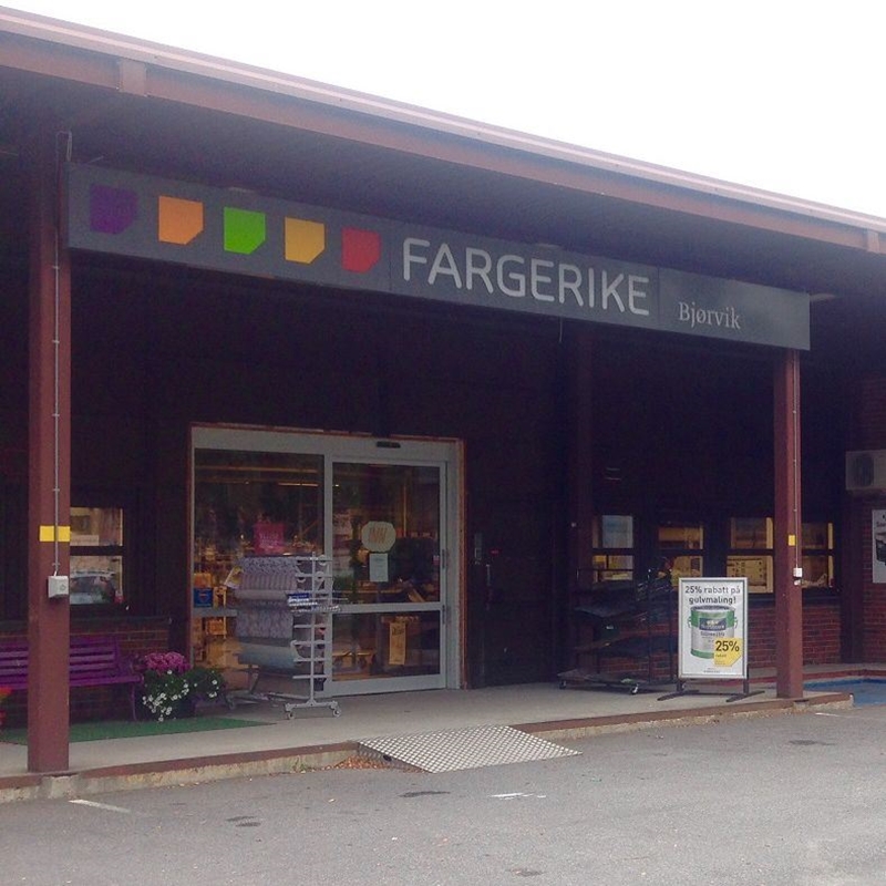 Fargerike bjørvik